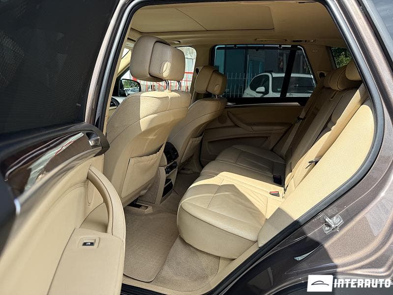 BMW X5 3.5i 2012 — Миниатюра 19