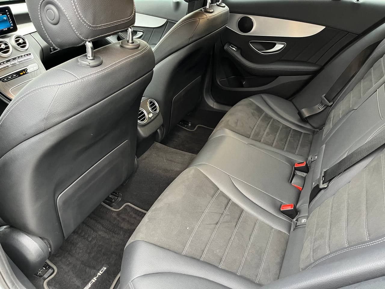 2019 Mercedes C 220 — Miniatură 17