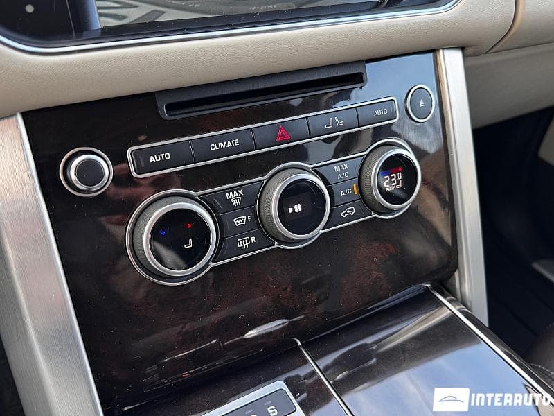 2016 Land Rover Range Rover Vogue — Miniatură 11