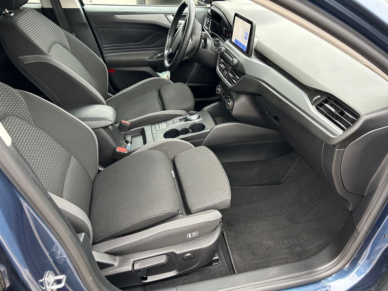 2022 Ford Focus — Miniatură 16