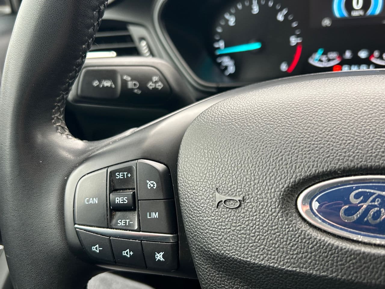 2022 Ford Focus — Miniatură 10