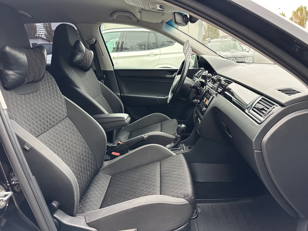 2016 Skoda Rapid — Miniatură 14