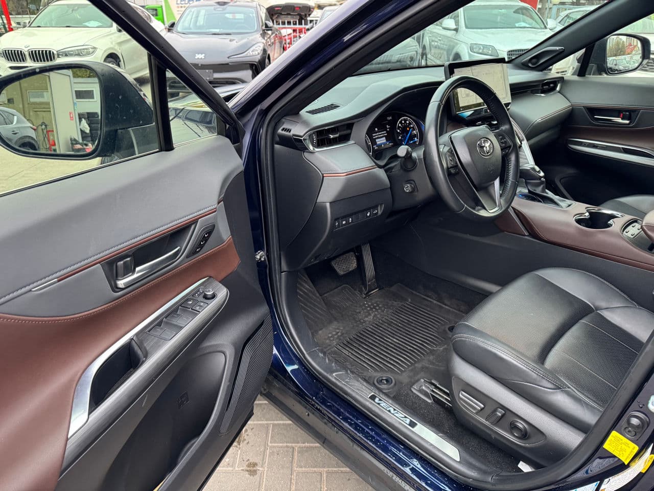 2020 Toyota Venza — Miniatură 9