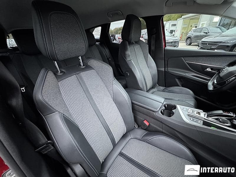 2022 Peugeot 3008 — Miniatură 26