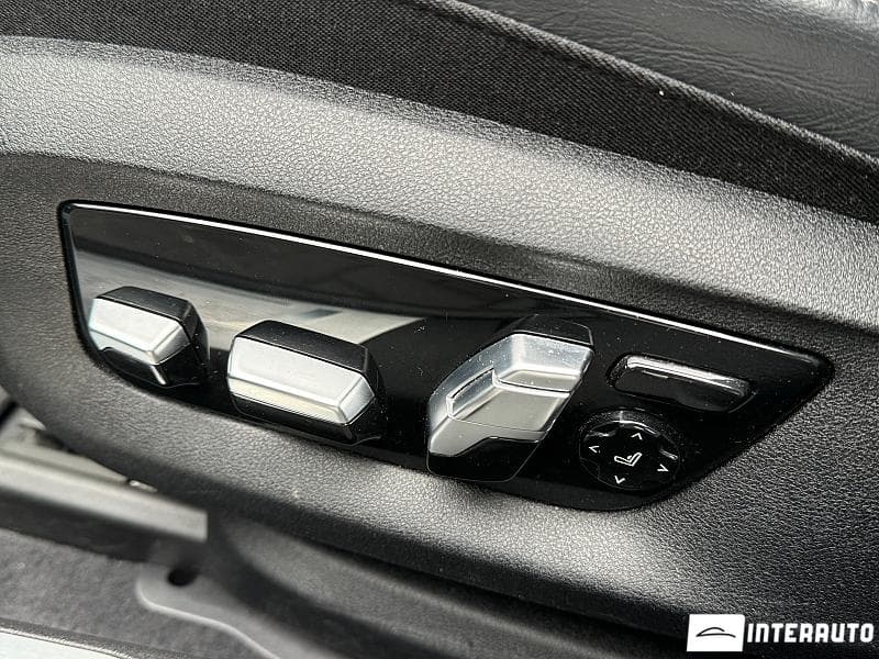 2019 BMW 745e — Miniatură 20