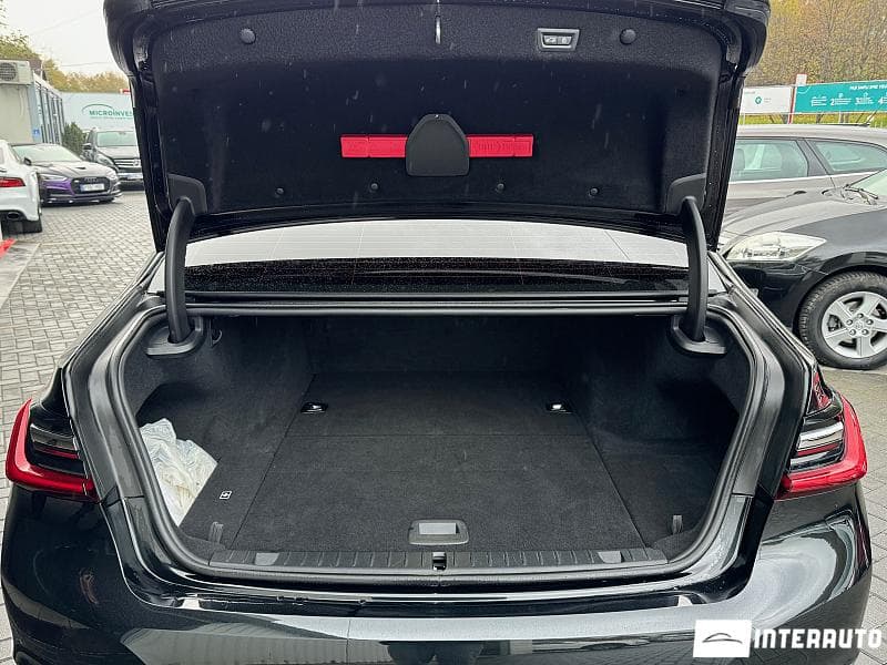 2019 BMW 745e — Miniatură 23
