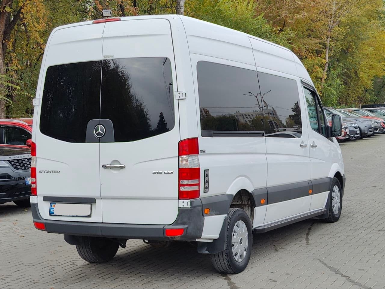 2016 Mercedes Sprinter — Miniatură 2