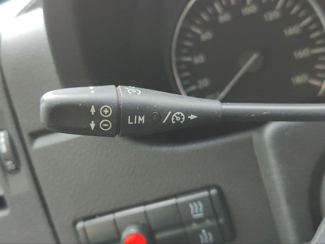 2016 Mercedes Sprinter — Miniatură 16