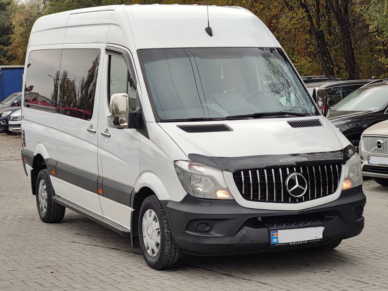 2016 Mercedes Sprinter — Miniatură 3