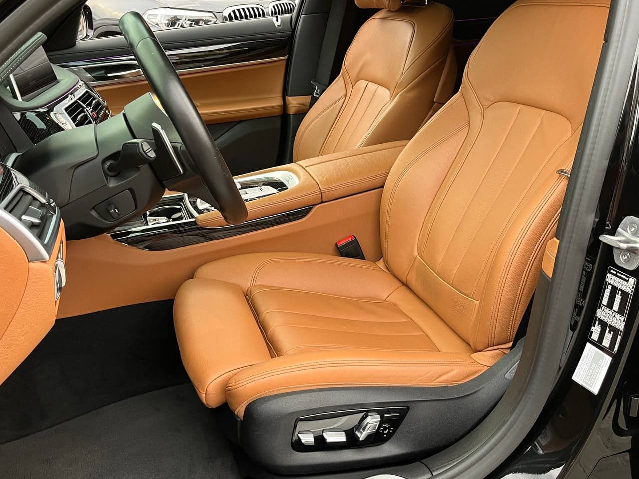 BMW 740 2022 — Миниатюра 6