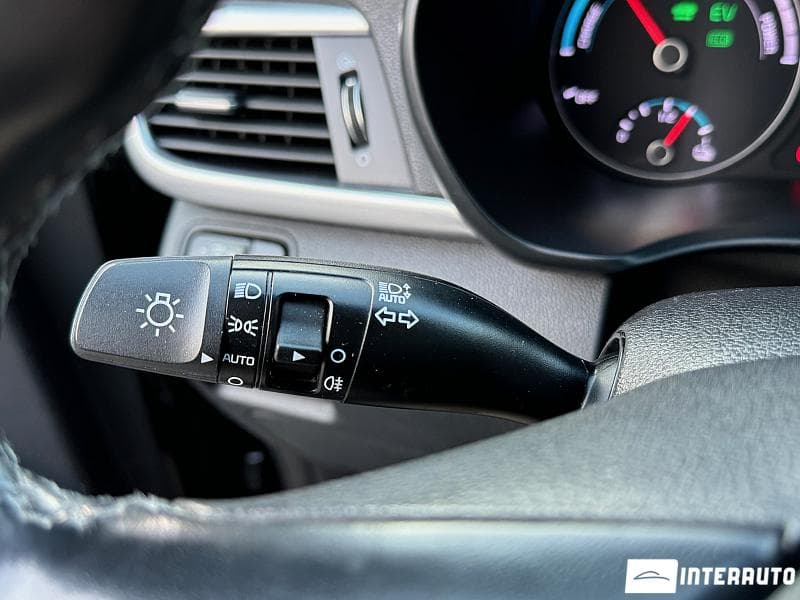 2018 Kia Optima — Miniatură 17