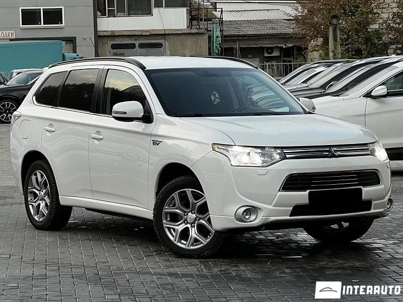 2014 Mitsubishi Outlander — Miniatură 4