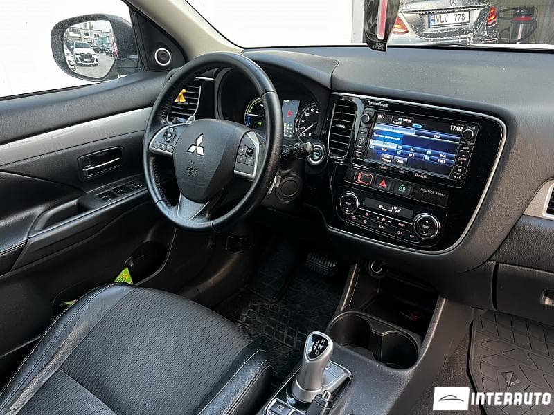 2014 Mitsubishi Outlander — Miniatură 14