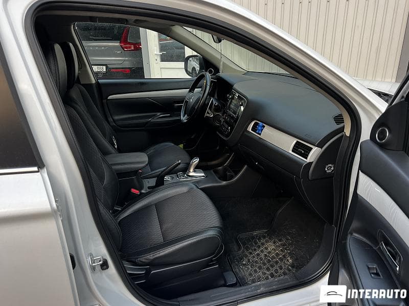 2014 Mitsubishi Outlander — Miniatură 13