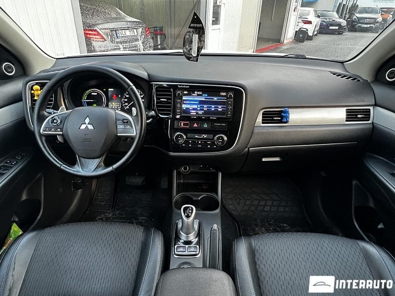 2014 Mitsubishi Outlander — Miniatură 7