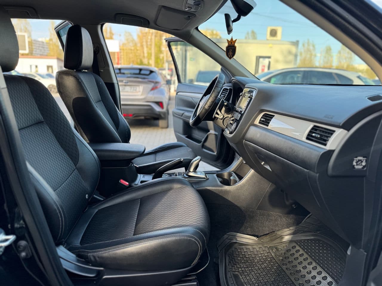2013 Mitsubishi Outlander — Miniatură 19