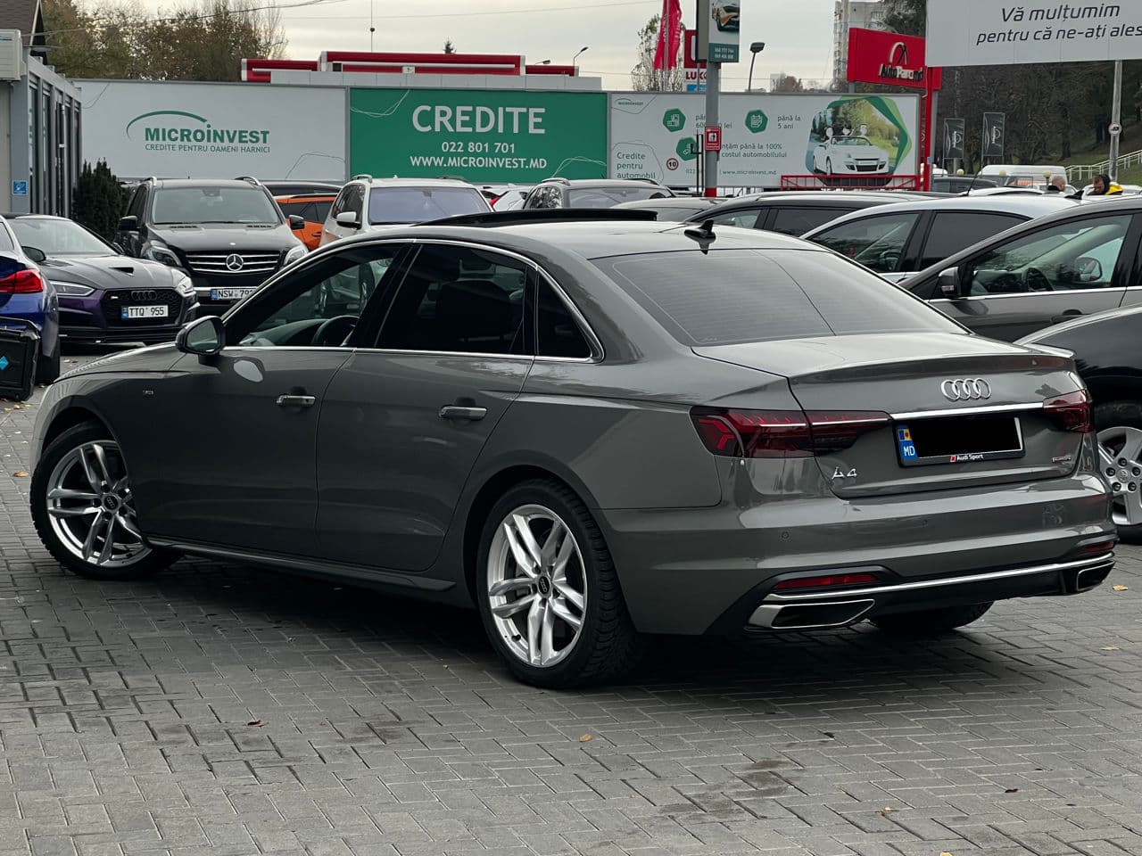 2022 Audi A4 — Miniatură 3