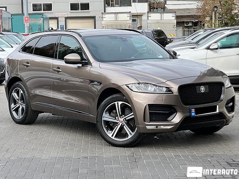 2017 Jaguar F-Pace — Miniatură 4