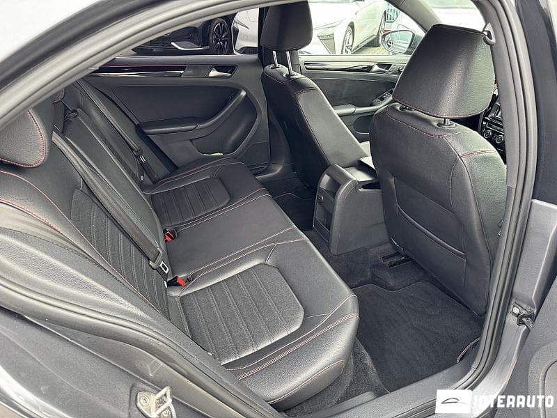 2017 Volkswagen Jetta GLI — Miniatură 27