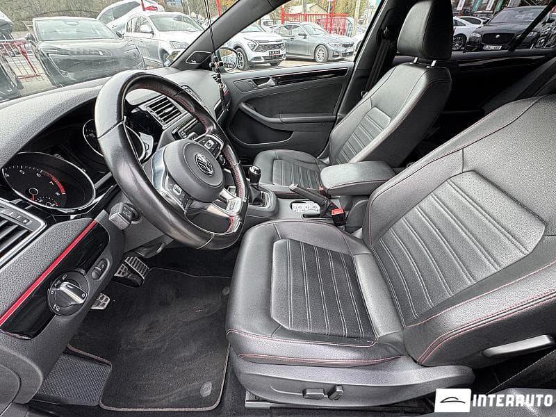 2017 Volkswagen Jetta GLI — Miniatură 11