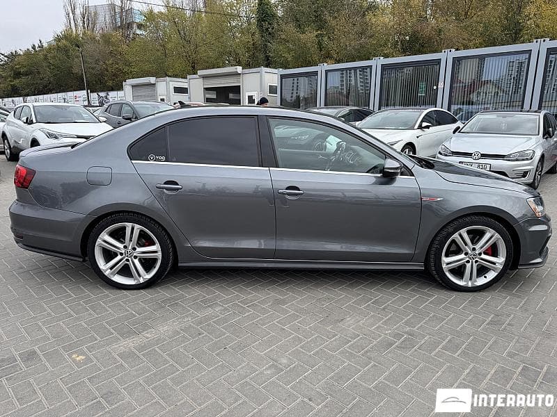2017 Volkswagen Jetta GLI — Miniatură 5
