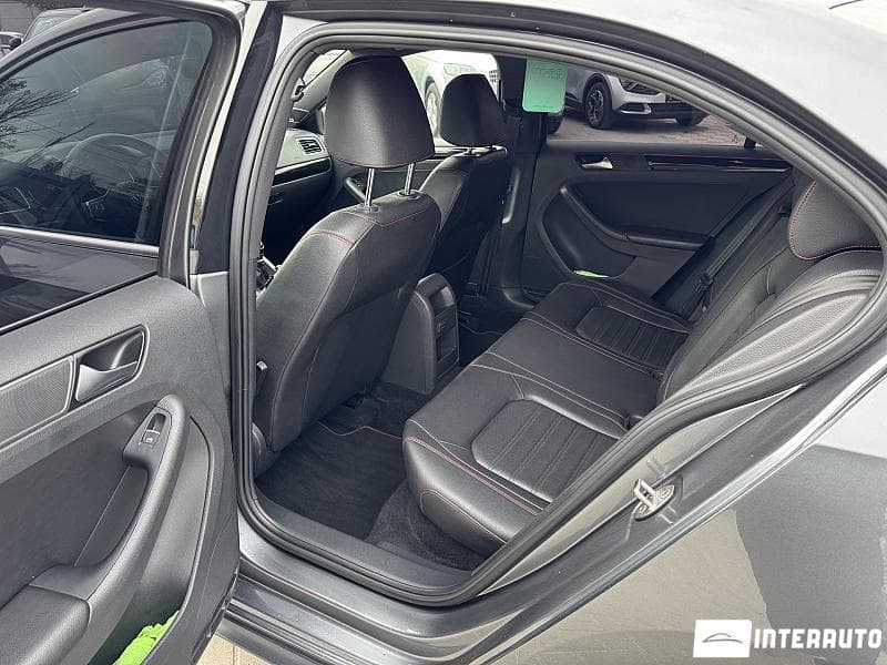 2017 Volkswagen Jetta GLI — Miniatură 26