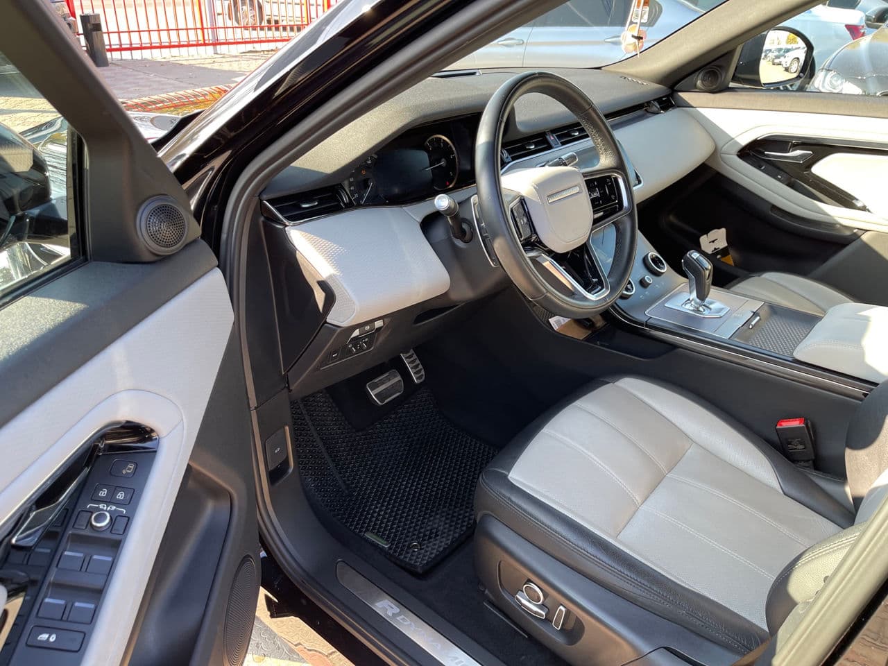 2022 Land Rover Range Rover Evoque — Miniatură 7
