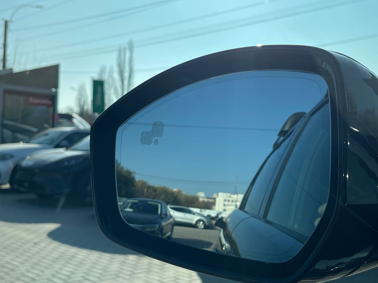 2022 Land Rover Range Rover Evoque — Miniatură 5