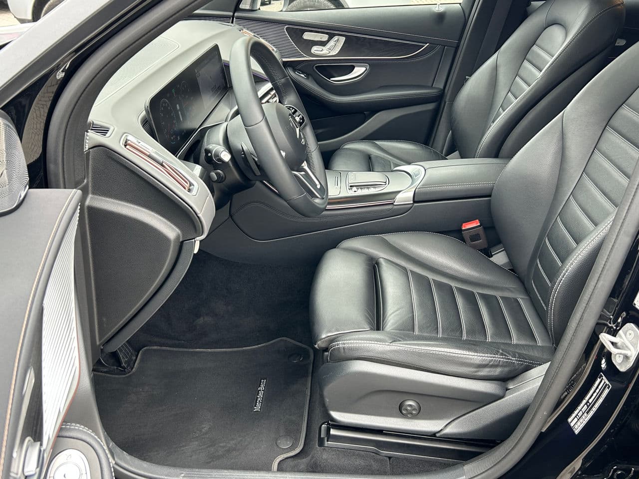 2020 Mercedes EQC 400 — Miniatură 9