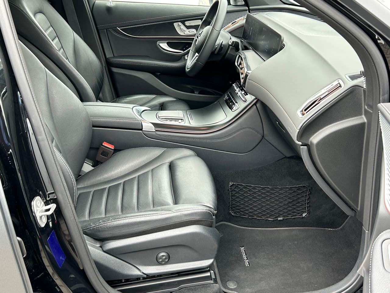 2020 Mercedes EQC 400 — Miniatură 19