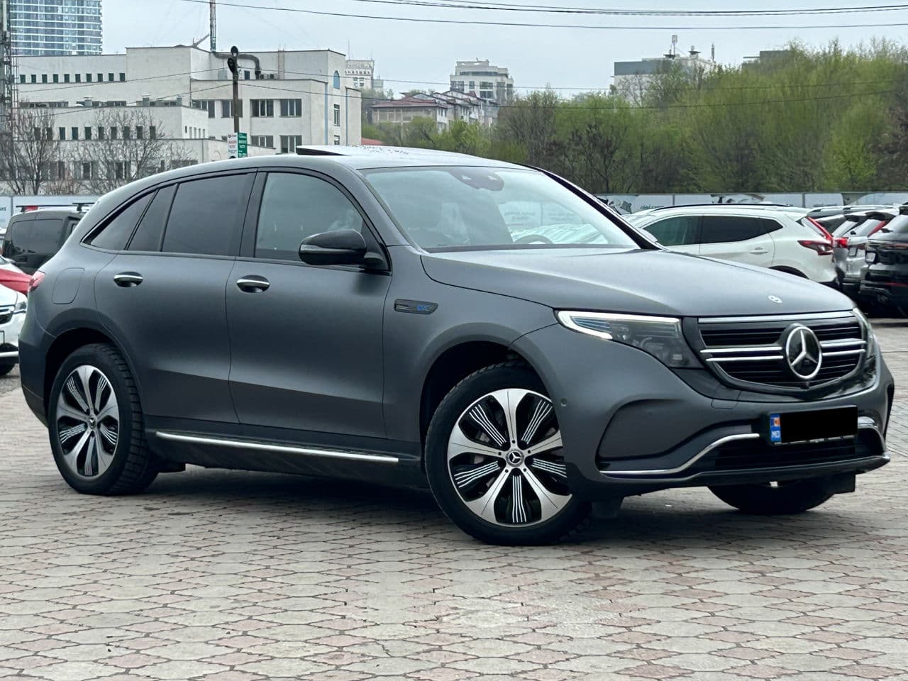 2020 Mercedes EQC 400 — Miniatură 4