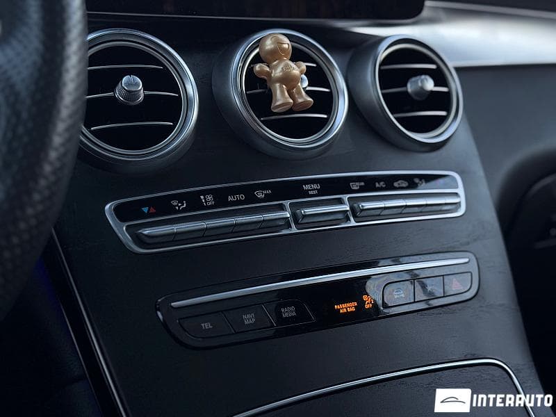 2019 Mercedes GLC 220d — Miniatură 19