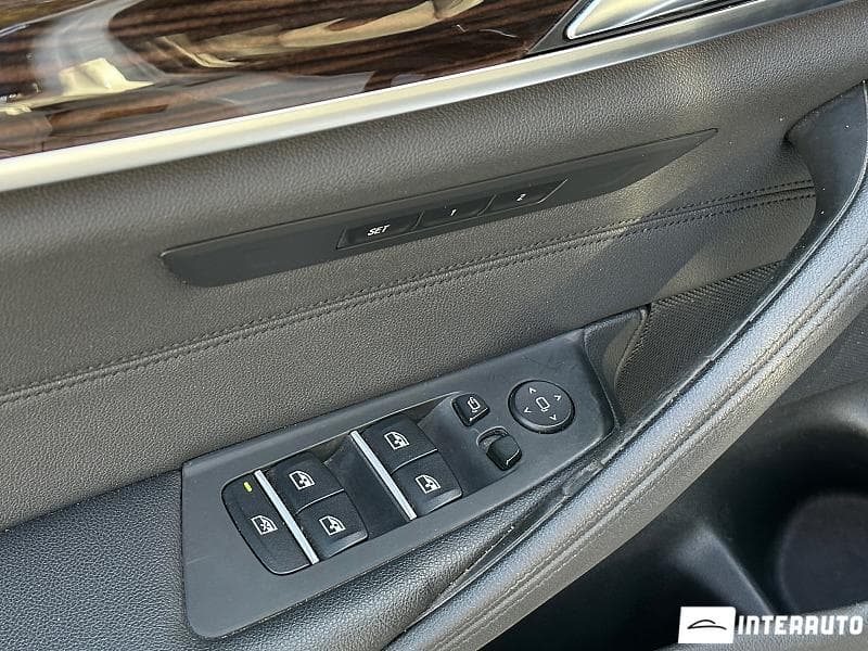 2018 BMW 530 — Miniatură 8