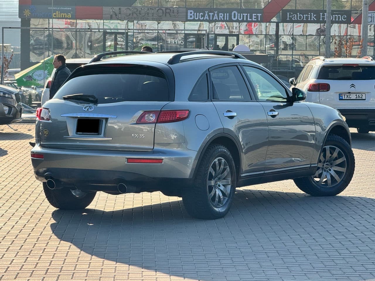 2004 Infiniti FX 35 — Miniatură 4