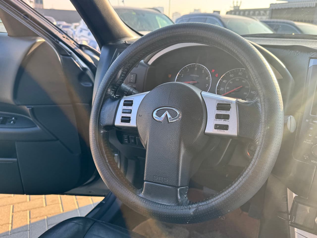2004 Infiniti FX 35 — Miniatură 7