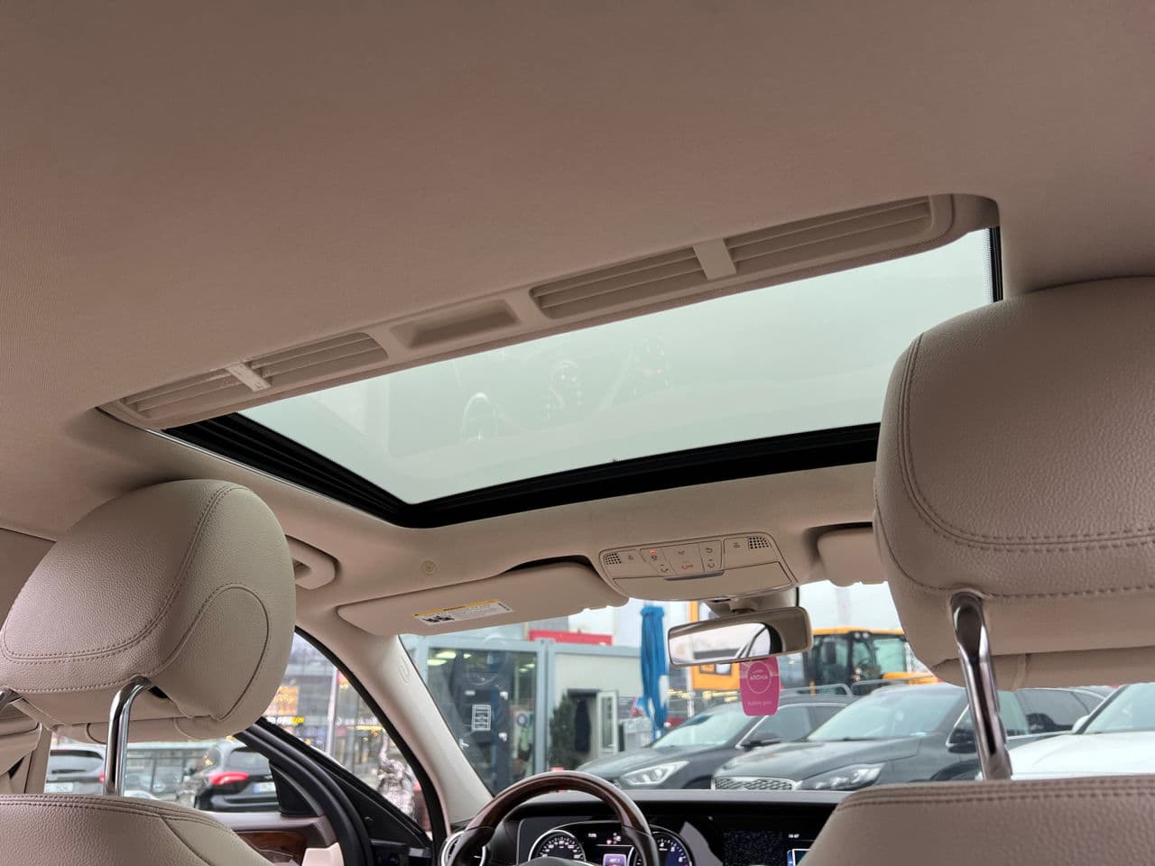 2016 Mercedes E 300 — Miniatură 14