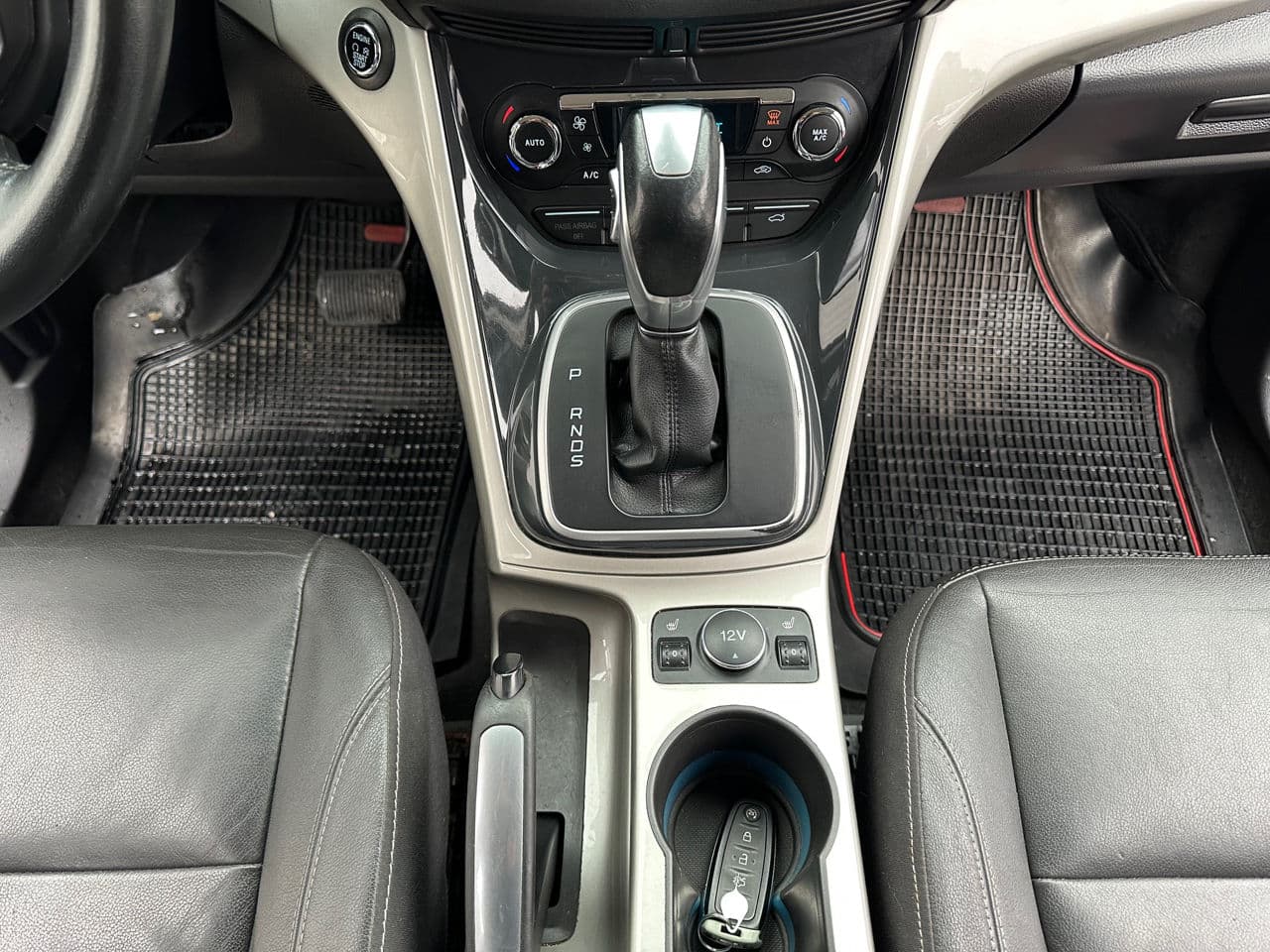 2012 Ford Escape — Miniatură 11