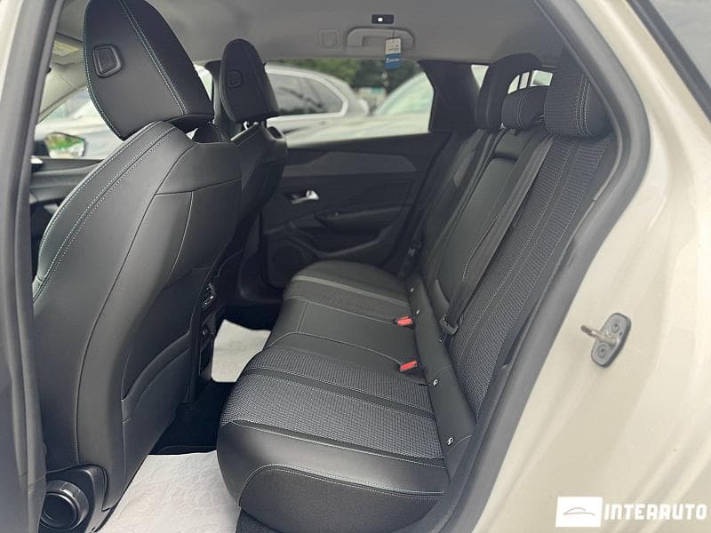 2022 Peugeot 308 — Miniatură 12