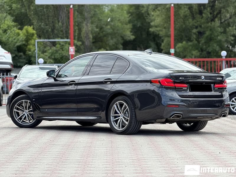 BMW 530e 2019 — Миниатюра 3