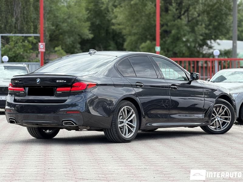 BMW 530e 2019 — Миниатюра 2
