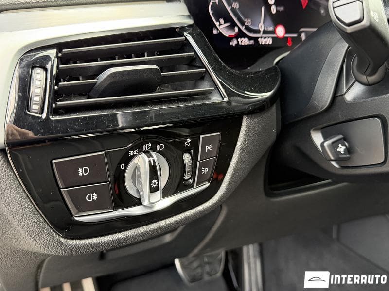 BMW 530e 2019 — Миниатюра 10