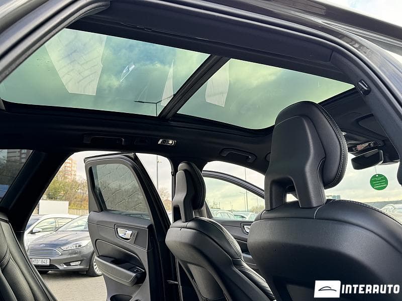 2017 Volvo XC 60 — Miniatură 17