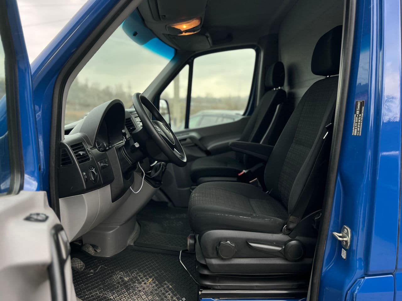 2017 Mercedes Sprinter — Miniatură 5