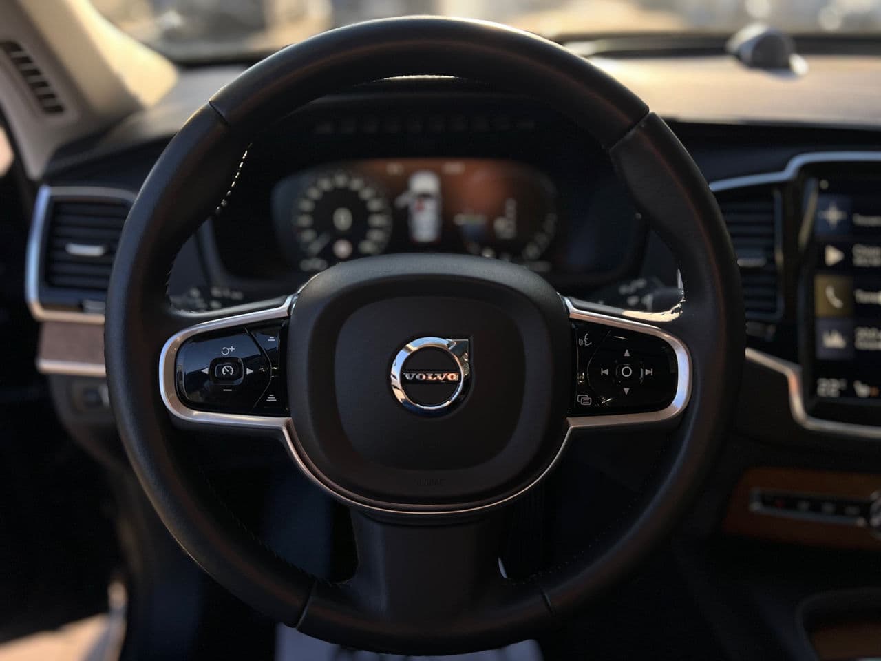 2017 Volvo XC 90 — Miniatură 9