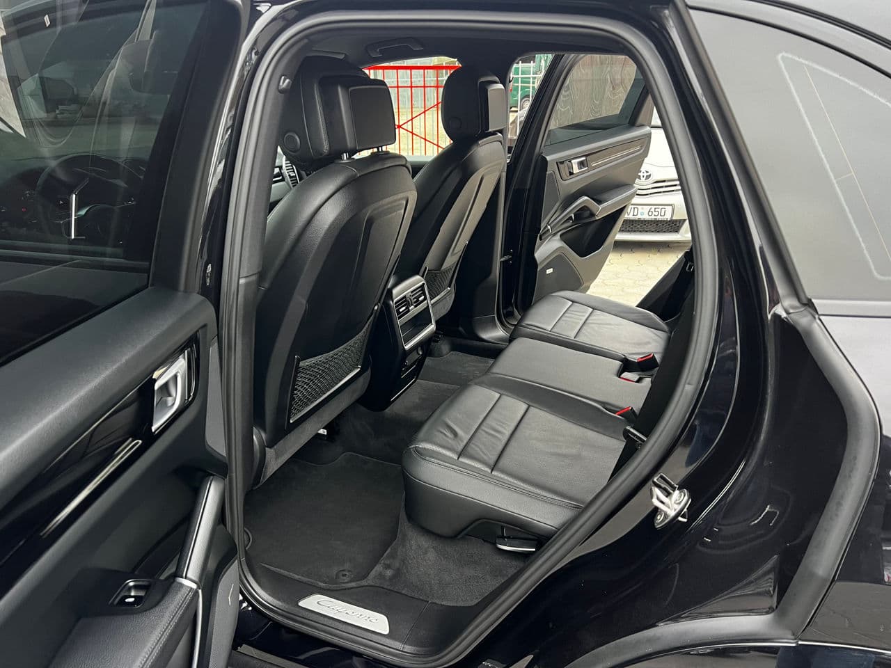 2019 Porsche Cayenne E-Hybrid — Miniatură 18