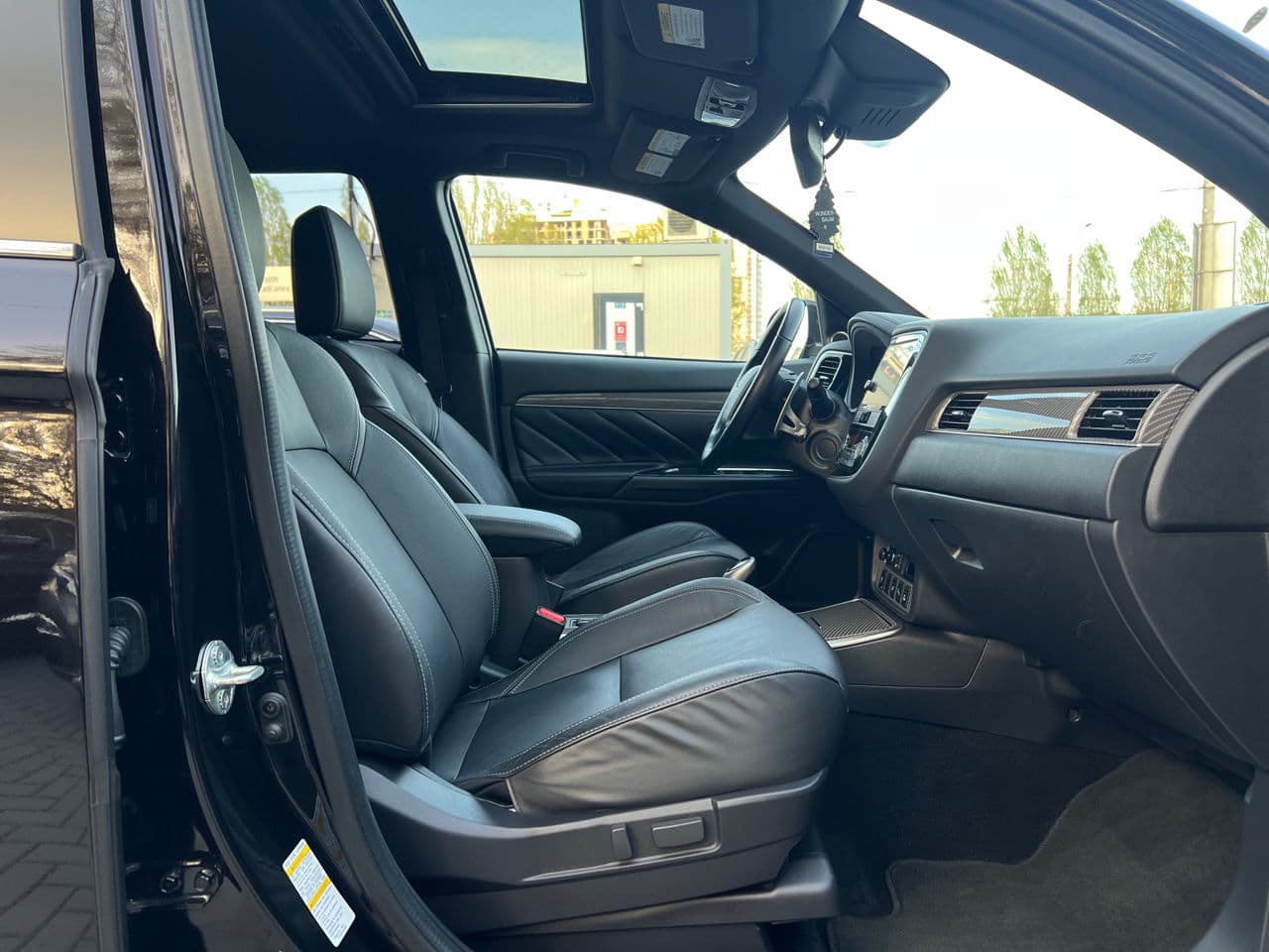 Mitsubishi Outlander 2019 — Миниатюра 17