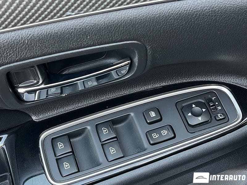 Mitsubishi Outlander 2019 — Миниатюра 6