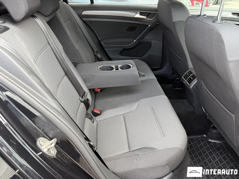 2018 Volkswagen Golf — Miniatură 15