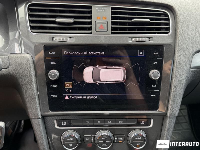 2018 Volkswagen Golf — Miniatură 11