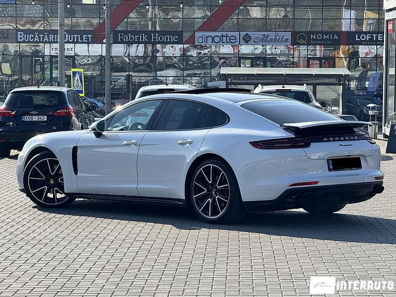 2018 Porsche Panamera — Miniatură 4